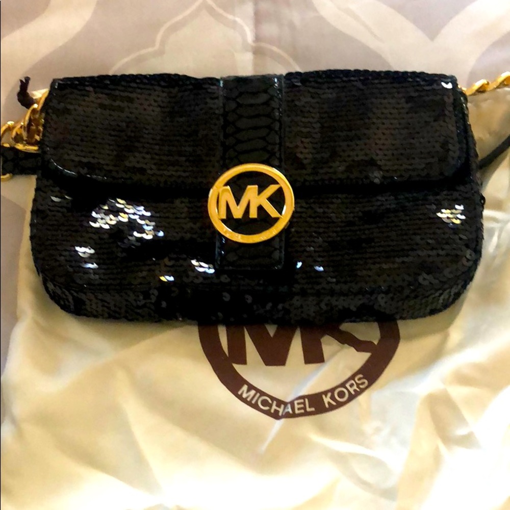 Gorgeous sequins shoulder bag!